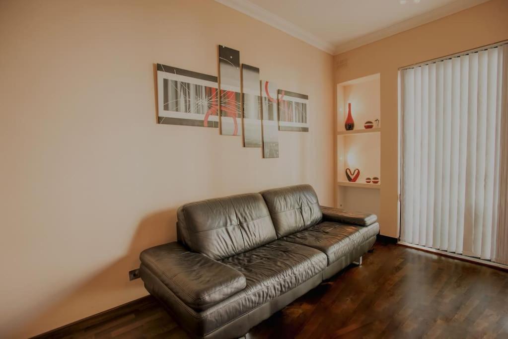 Bugibba Square Seaview 3 Bedroom Apartment 세인트폴스베이 외부 사진