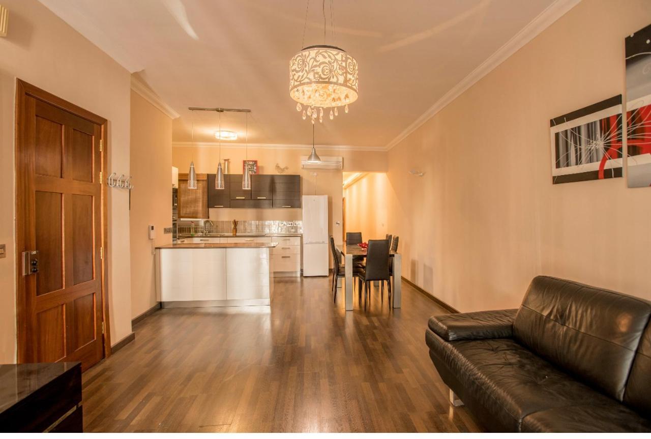 Bugibba Square Seaview 3 Bedroom Apartment 세인트폴스베이 외부 사진